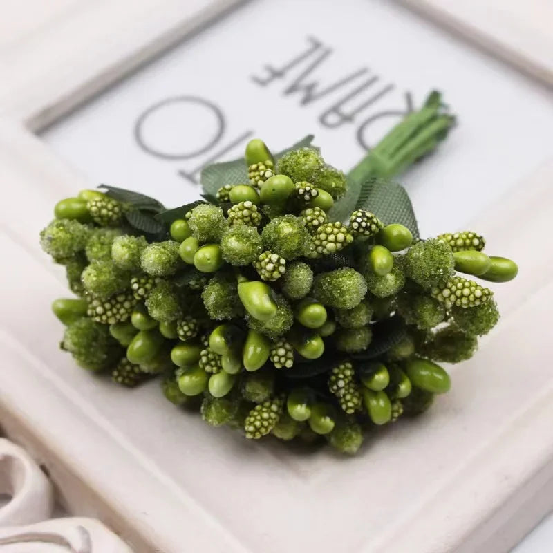 Small Berries Stamen Wire